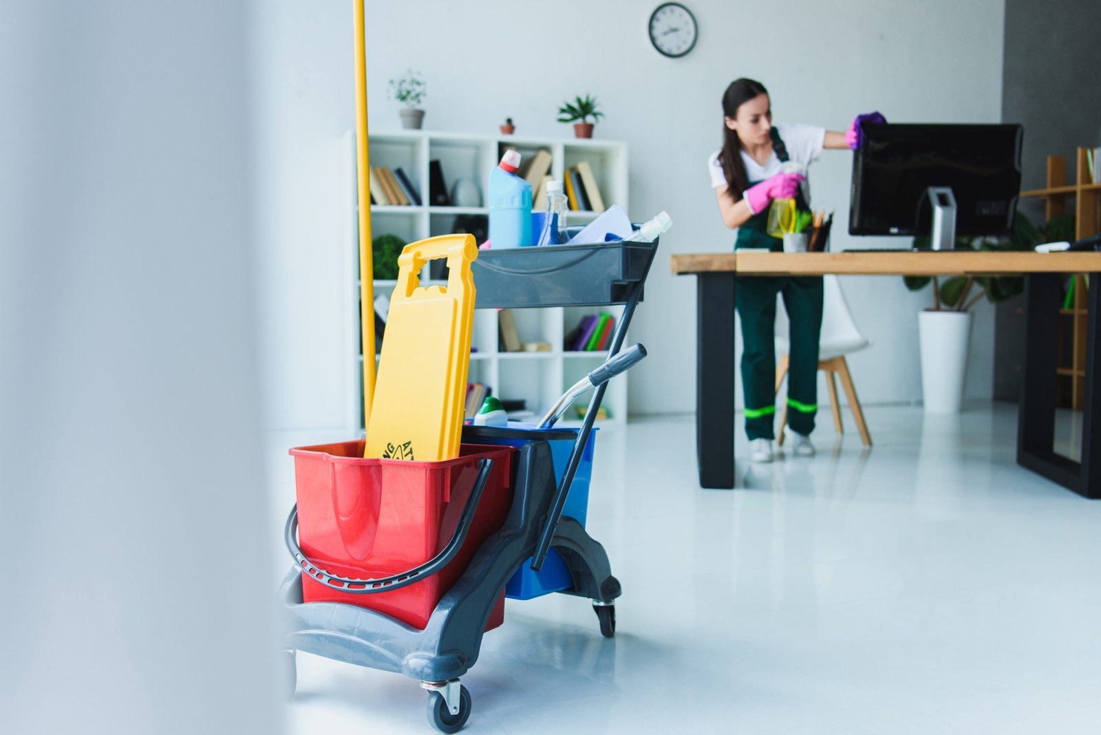 Reasons Why You Should Hire A Specialize Office Cleaning Company
